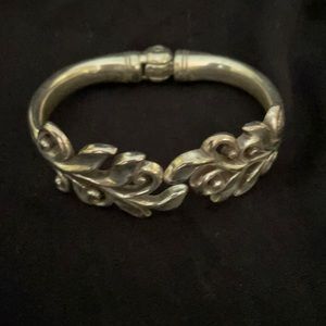 Brighton Foliage Cuff